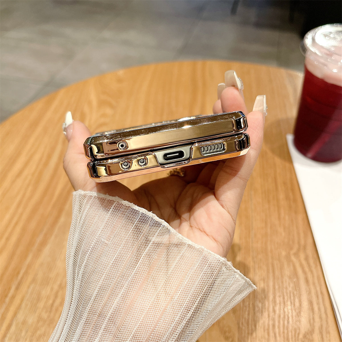 For Samsung Galaxy Z Flip5 5G / Z Flip6 5G Case Hinge Protection Hard PC Glitter Phone Cover with Wrist Strap - Gold / Rhinestone Decor