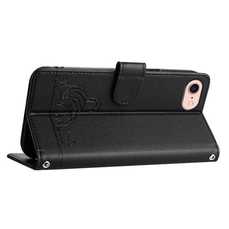 For iPhone 16e Case Cat Mouse Pattern RFID Blocking Leather Cover - Black