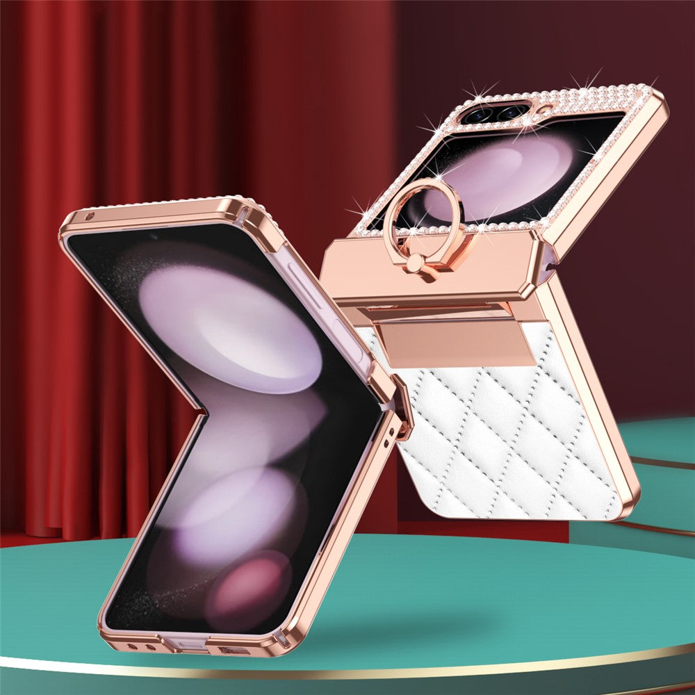For Samsung Galaxy Z Flip7 FE 5G / Z Flip6 5G / Z Flip5 5G Case Rhinestone Decor Leather+PC Rhombus Phone Cover - White