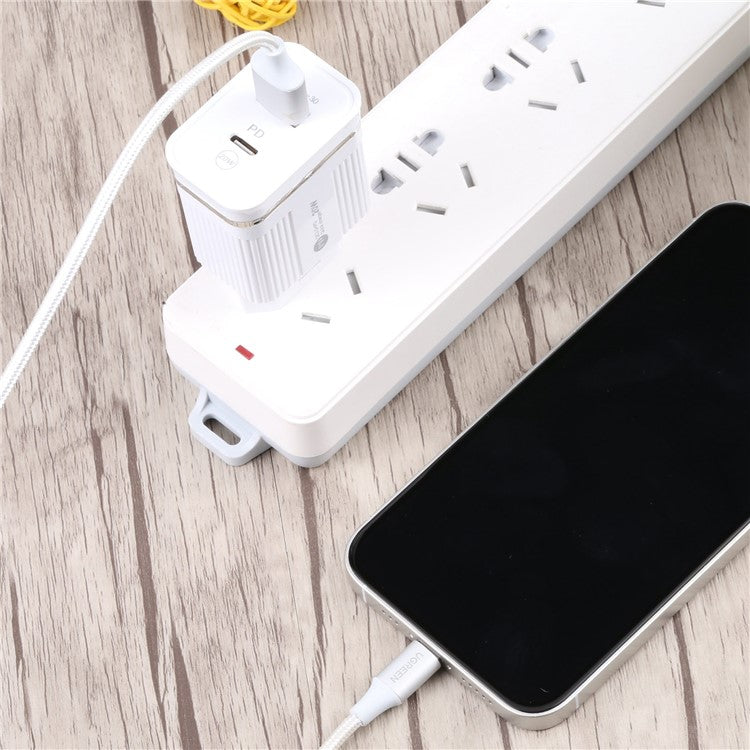 46-A2C2 20W PD + QC3.0 USB Fast Charger Type-C / USB-A Dual Port Power Adapter - US Plug / White