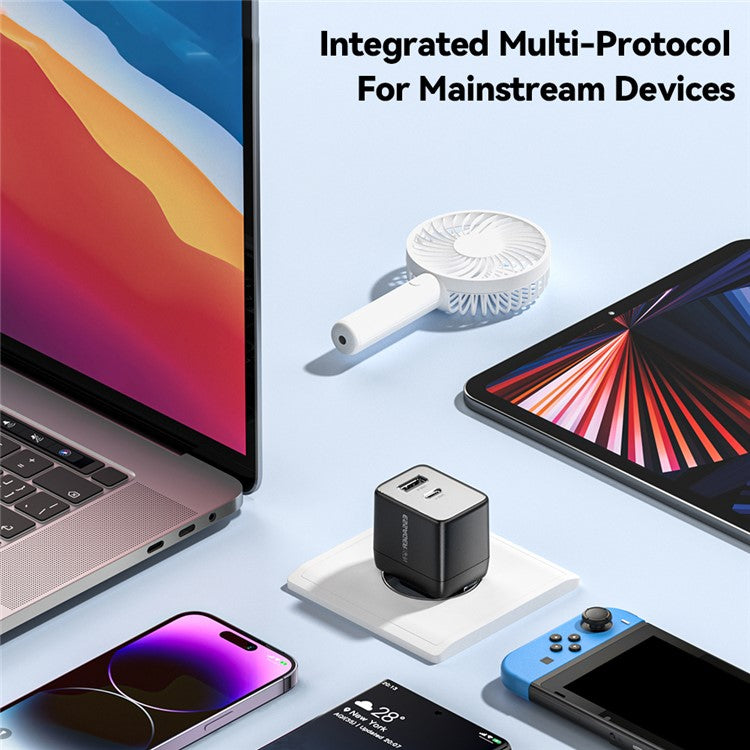 ESSAGER PD 33W Fast Charging Wall Charger USB-A + Type-C Travel GaN Adapter - EU Plug / White