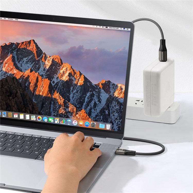 JOYROOM SA25-CC5 1.2m Light-Speed Series for iPhone 16-15 Series PD 100W Fast Charging Type-C to Type-C Data Cable - Black