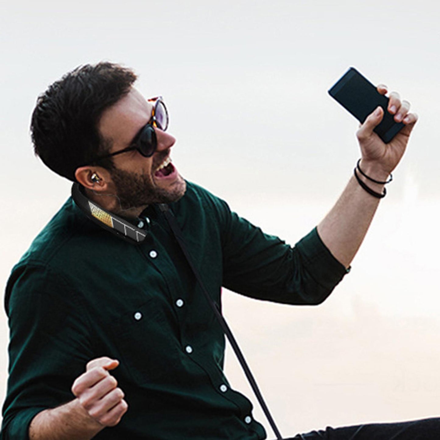 Neckband Wireless Speaker HD Low Latency w/ Retractable Earbuds Portable Golden A