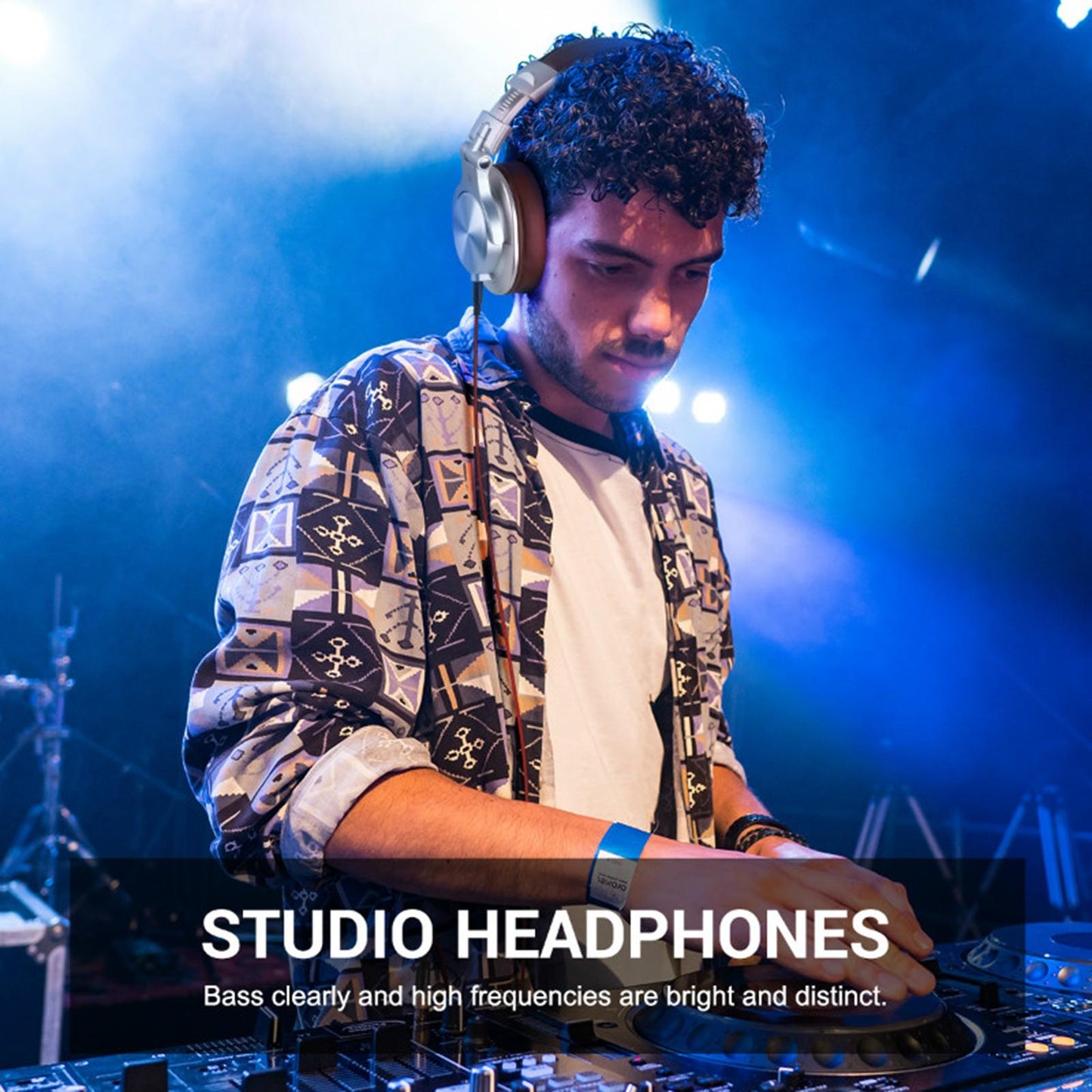 A71 Over-Ear Wired Headphones Studio Monitor Headsets with Mic Black A