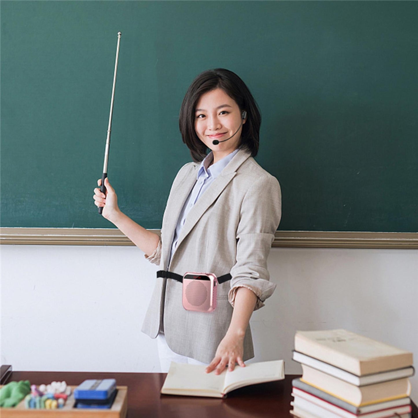 Portable Voice Amplifier Booster Megaphone w/Microphone Headset Rose Gold