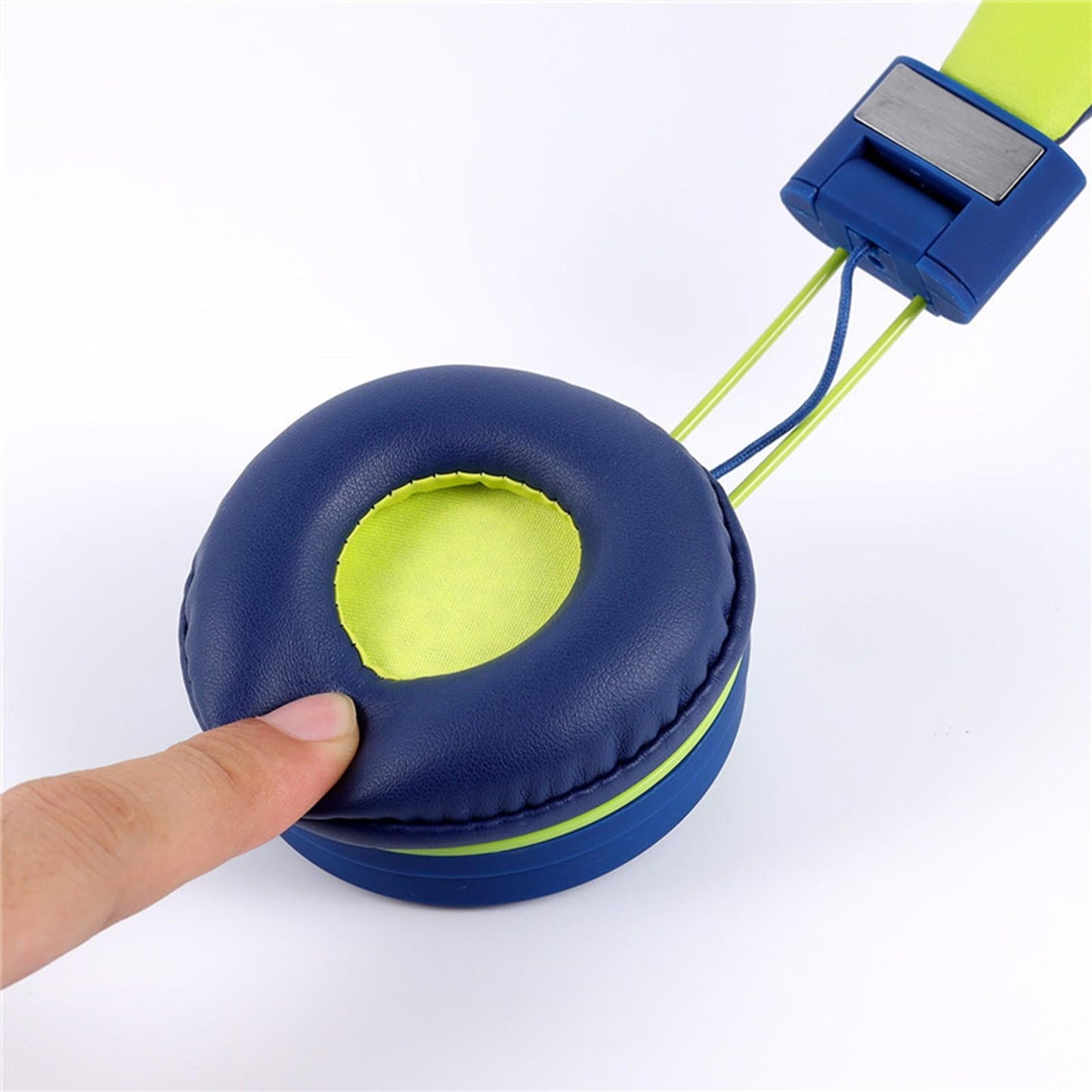 On-Ear Wired Headset Noise Cancellation 3.5mm Socket for School Travel Kids Blue Green