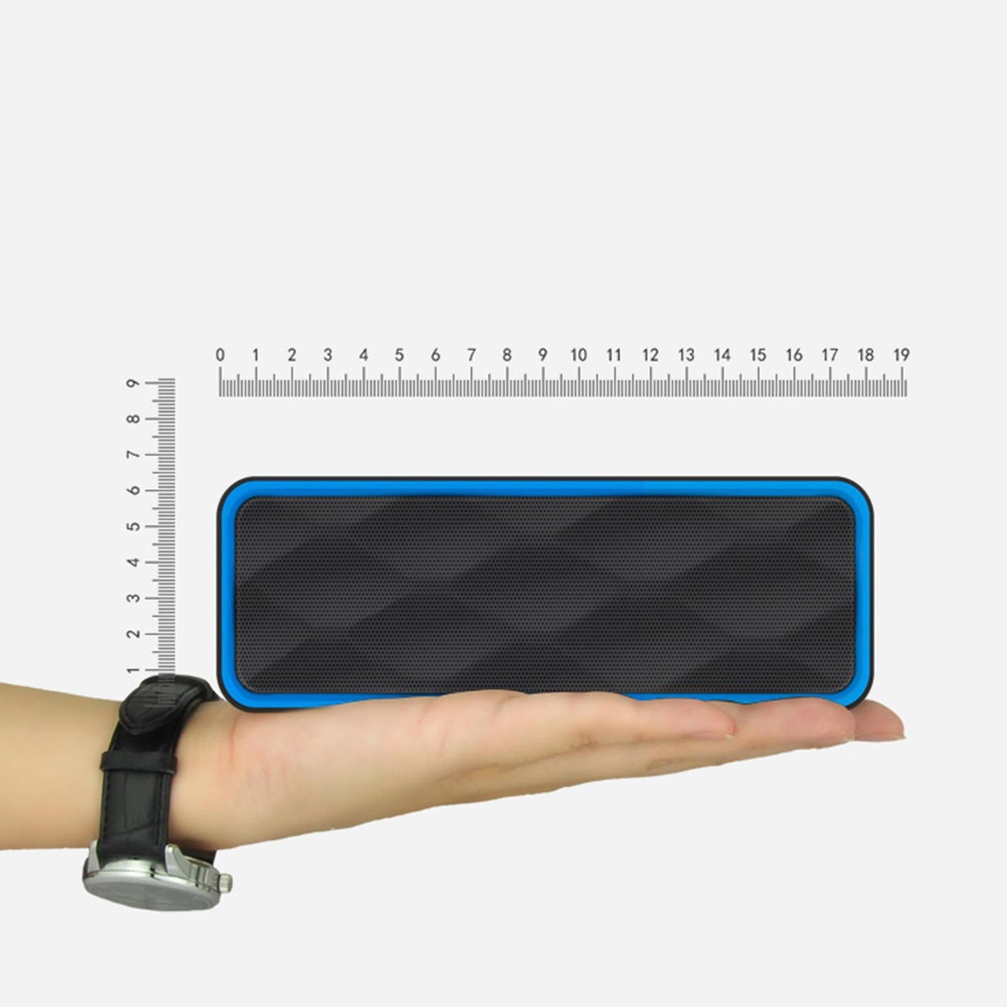 Protable Bluetooth Speaker with FM Radio USB AUX for Smartphones Silver