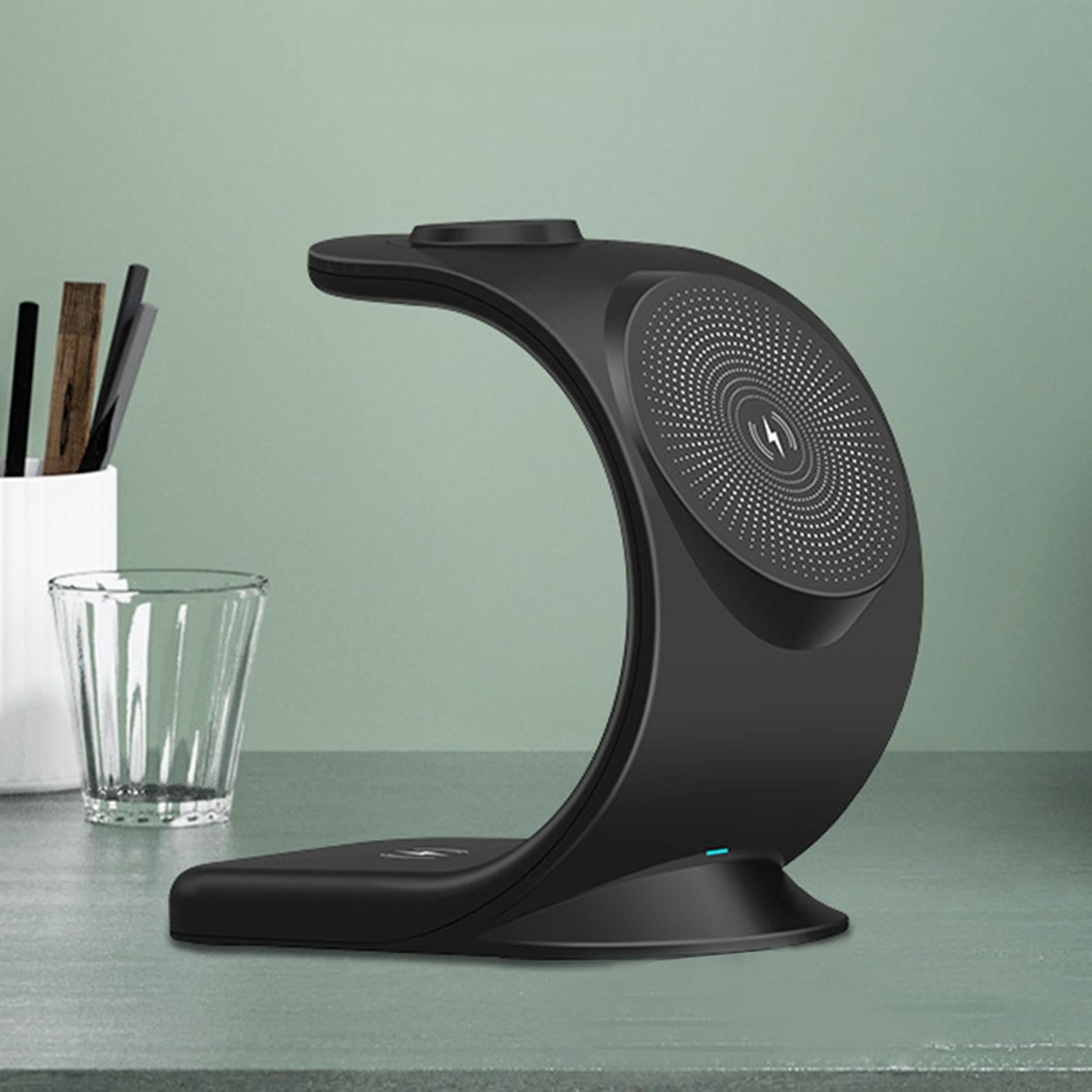 3 in 1 Wireless Magnetic Charger for Earphones 12 Max Pro 11/x/xr iwatch White