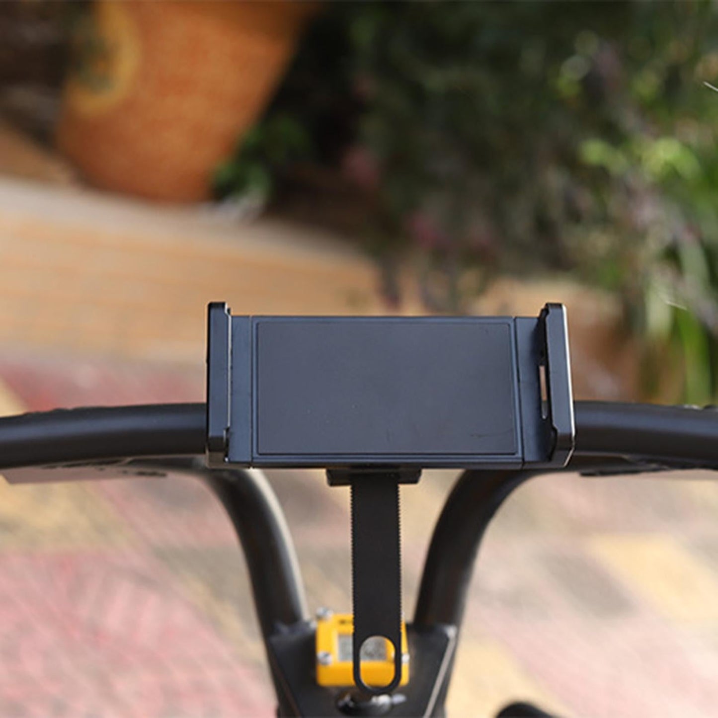 Bicycle Smartphone Mount Quick Release Adjustable Plastic Anti-Slip for Bike