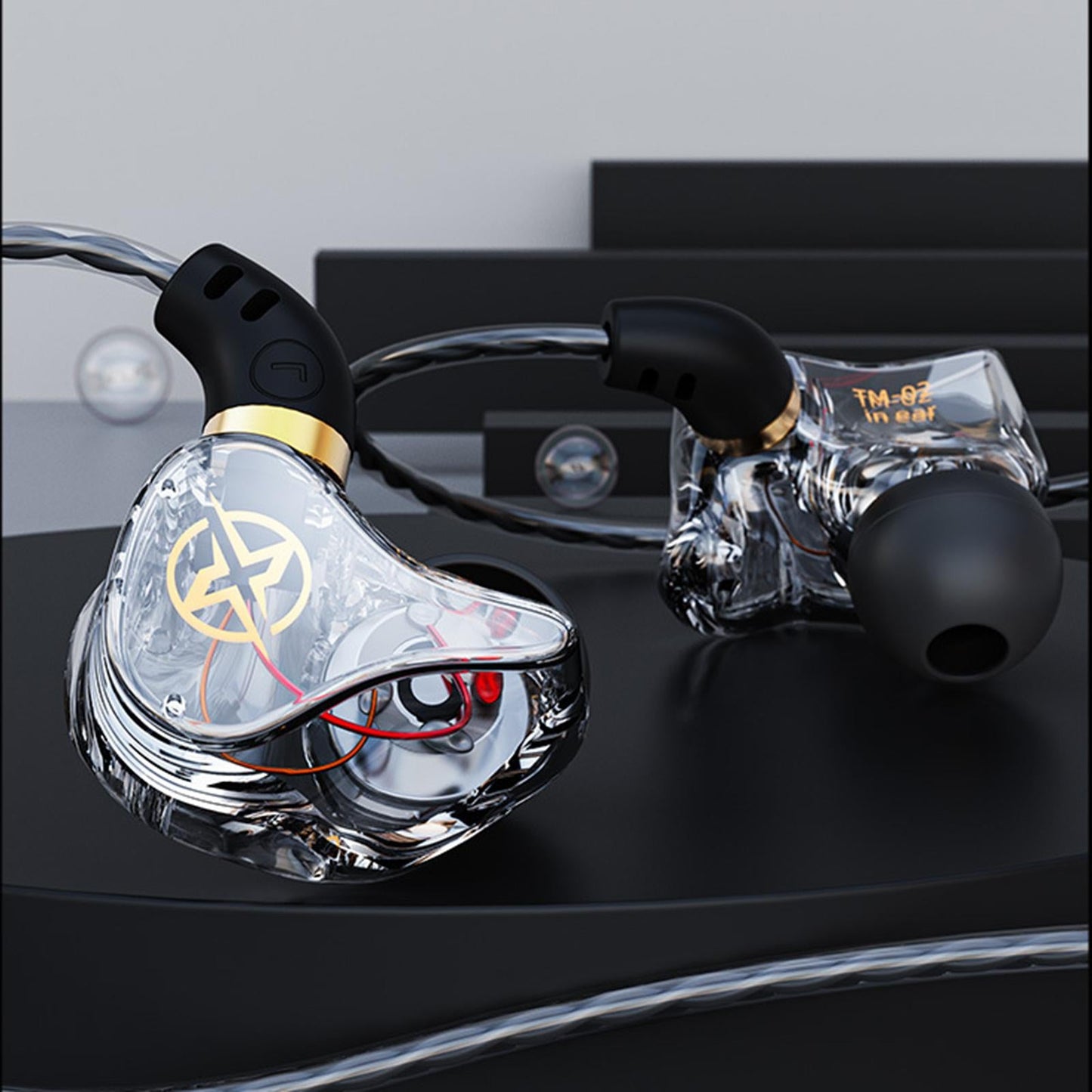 Wired Earphone In-Ear with Mic Noise Cancellation 10mm Diameter transparent