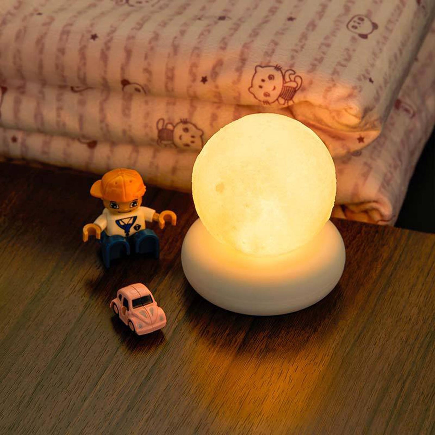 3D Moon Night Light LED 3 Brightness Table Lamp Glow in The Dark Luminous