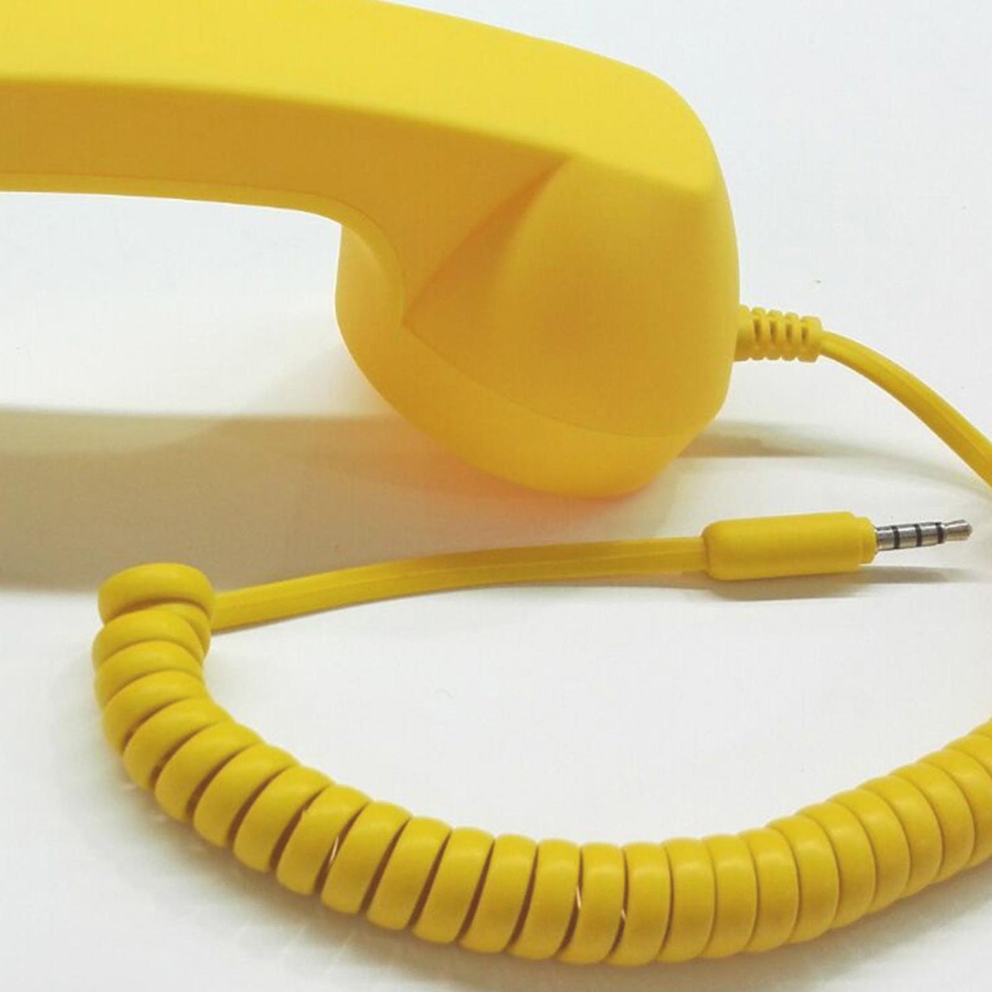 Retro Telephone Handset 3.5mm Classic Mini for iPhone iPad Mobile Phones Yellow