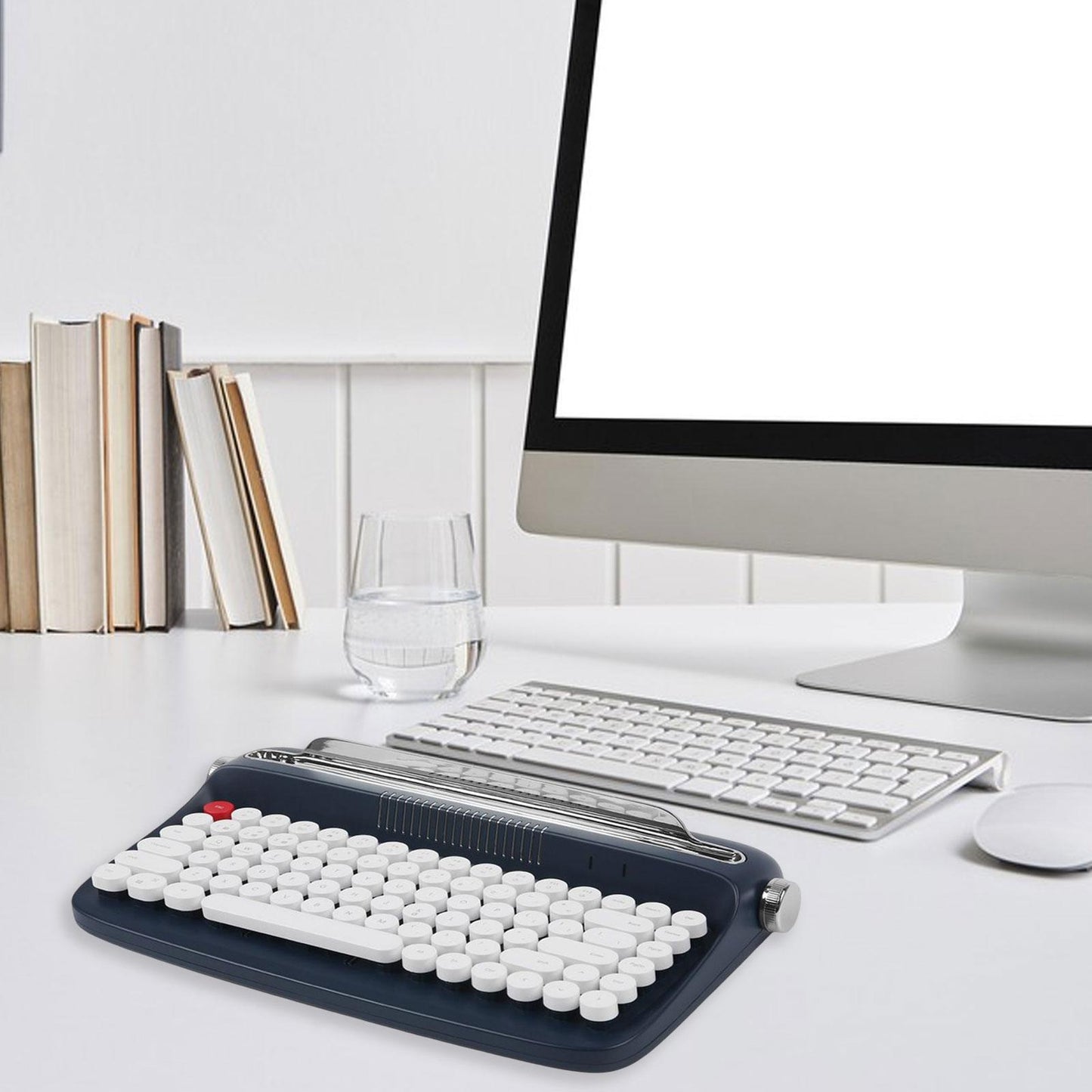 Typewriter Keyboard 84 Keys Bluetooth5.0 Professional Compact for Tablet navy