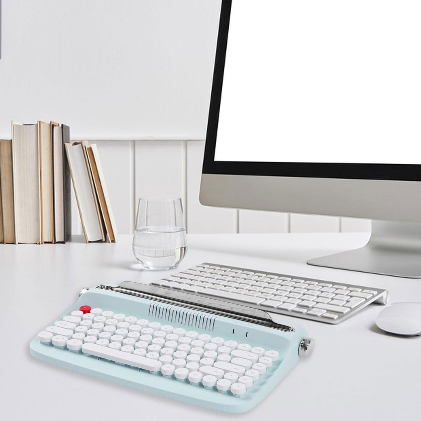 Typewriter Keyboard 84 Keys Bluetooth5.0 Professional Compact for Tablet light green