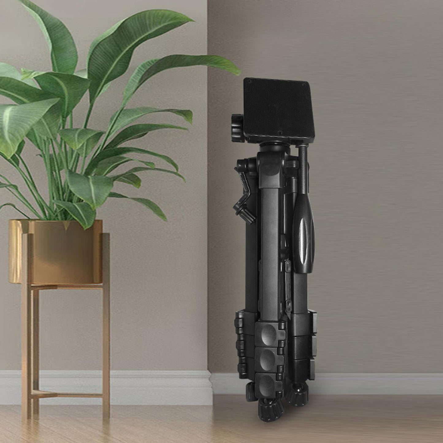 Universal Projector Tripod Stand, Purpose for Camping Tablet Workstation Tray Rotatable