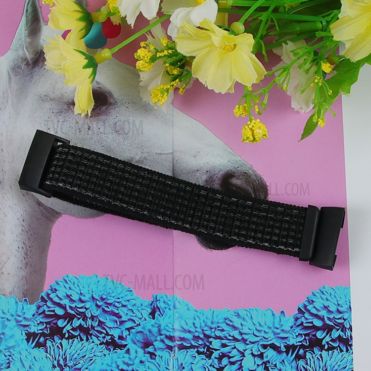 Nylon Knit Loop Fastener Smart Watch Strap for Fitbit Charge 4/3 - Black/White