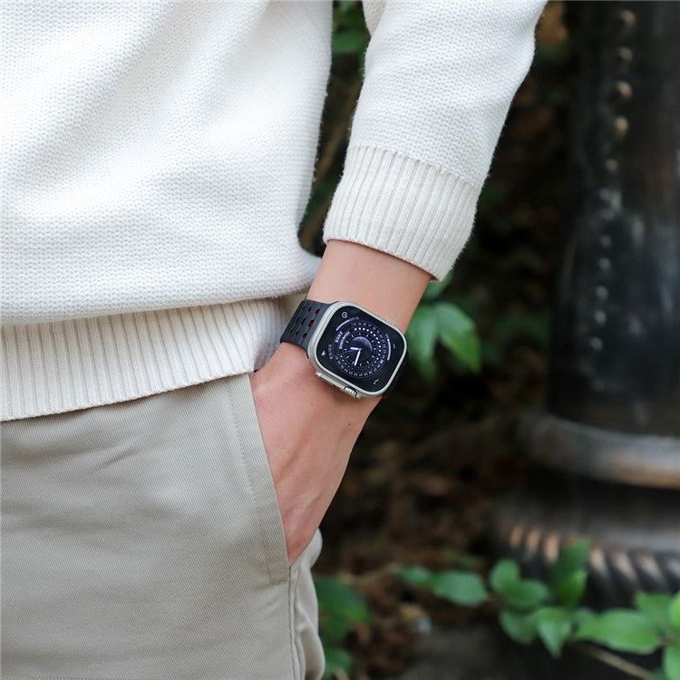 For Apple Watch 10 46mm / Ultra 2 / Ultra 49mm / 9 8 7 45mm / SE (2023) SE (2022) SE 6 5 4 44mm / 3 2 1 42mm Breathable Silicone Strap - Black+Red