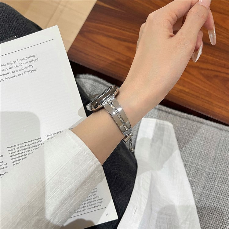 For Apple Watch Series 10 42mm / 9 8 7 41mm / SE (2023) SE (2022) SE 6 5 4 40mm / 3 2 1 38mm Wristband Alloy Bangle Bracelet - Silver
