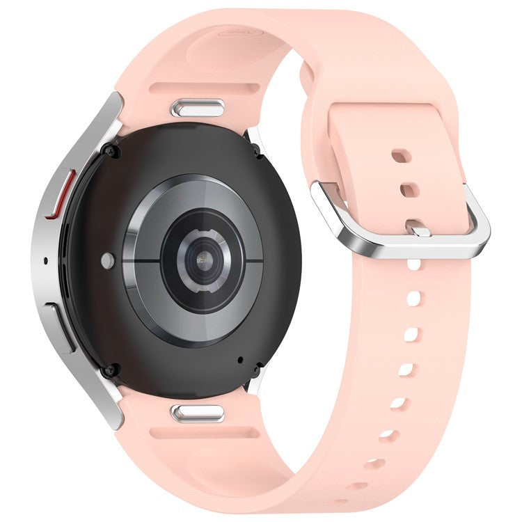 For Samsung Galaxy Watch4 / 5 / 6 / 7 40mm / Watch 5 Pro 45mm / Watch FE 40mm Wrist Band Silver Buckle Silicone Watch Strap - Light Pink