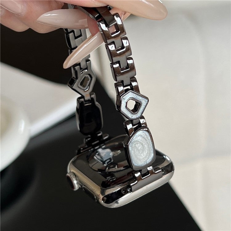 For Apple Watch 10 46mm / Ultra 2 / Ultra 49mm / 9 8 7 45mm / SE (2023) SE (2022) SE 6 5 4 44mm / 3 2 1 42mm Zinc Alloy Watch Band - Swirl White / Black