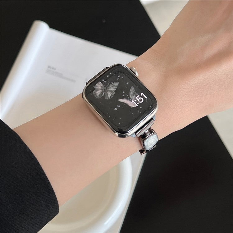 For Apple Watch 10 46mm / Ultra 2 / Ultra 49mm / 9 8 7 45mm / SE (2023) SE (2022) SE 6 5 4 44mm / 3 2 1 42mm Zinc Alloy Watch Band - Swirl White / Black