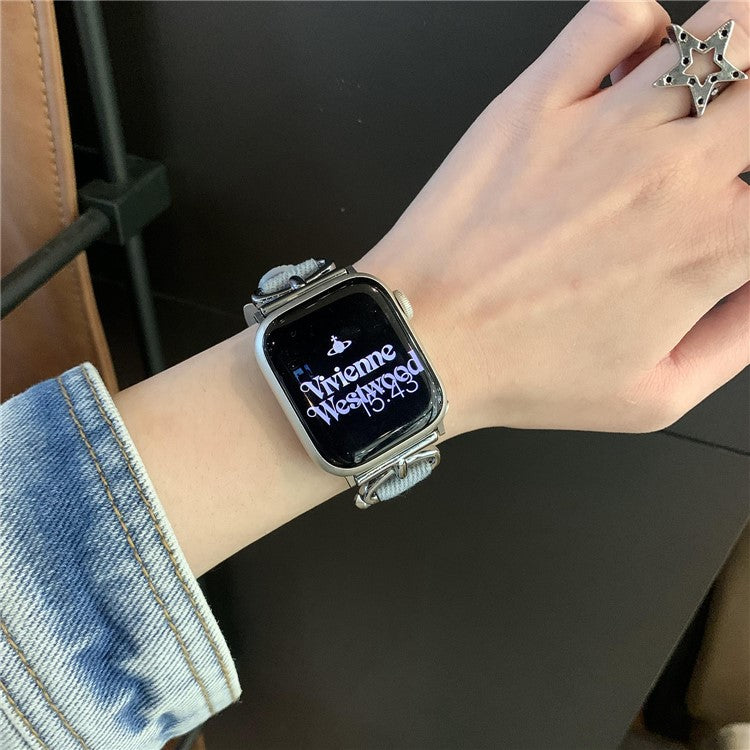 For Apple Watch Series 10 42mm / 9 8 7 41mm / SE (2023) SE (2022) SE 6 5 4 40mm / 3 2 1 38mm Denim Cloth Band Heart Pendant Strap - Blue