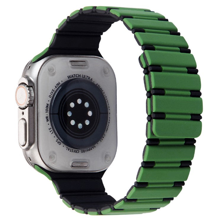 For Apple Watch Series 10 42mm / 9 8 7 41mm / SE (2023) SE (2022) SE 6 5 4 40mm / 3 2 1 38mm Dual Color Magnetic Silicone Watch Strap - Green+Black