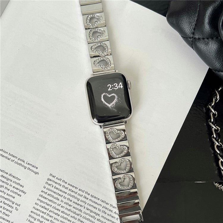 Hollow Heart Metal Strap for Apple Watch Series 10 42mm / 9 8 7 41mm / SE (2023) SE (2022) SE 6 5 4 40mm / 3 2 1 38mm - Silver