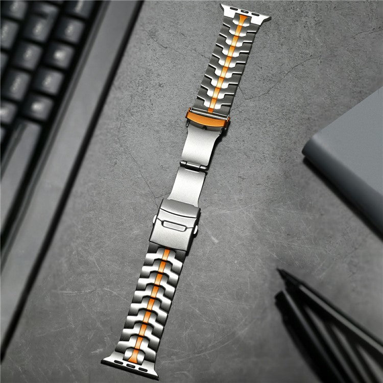 Metal Watch Strap for Apple Watch Series 10 46mm / Ultra 2 Ultra 49mm / Series 9 8 7 45mm / SE (2023) SE (2022) SE 6 5 4 44mm / 3 2 1 42mm - Titanium+Orange