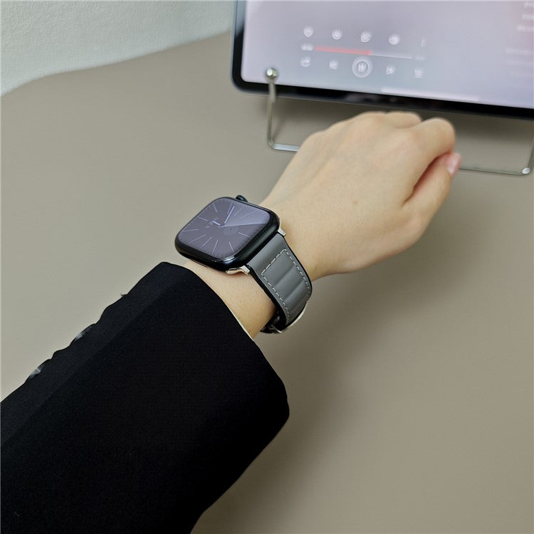 Genuine Cowhide Leather Strap for Apple Watch Series 10 46mm / Ultra 2 / Ultra 49mm / 9 8 7 45mm / SE (2023) SE (2022) SE 6 5 4 44mm / 3 2 1 42mm - Grey