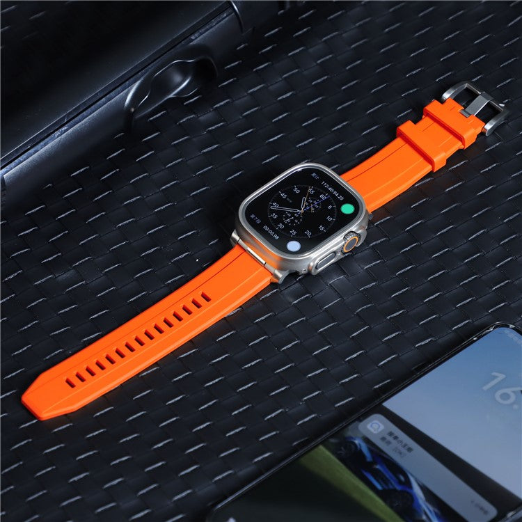 Silicone Strap for Apple Watch Series 10 46mm / Ultra 2 Ultra 49mm / Series 9 8 7 45mm / SE (2023) SE (2022) SE 6 5 4 44mm / 3 2 1 42mm - Orange+Silver Connector