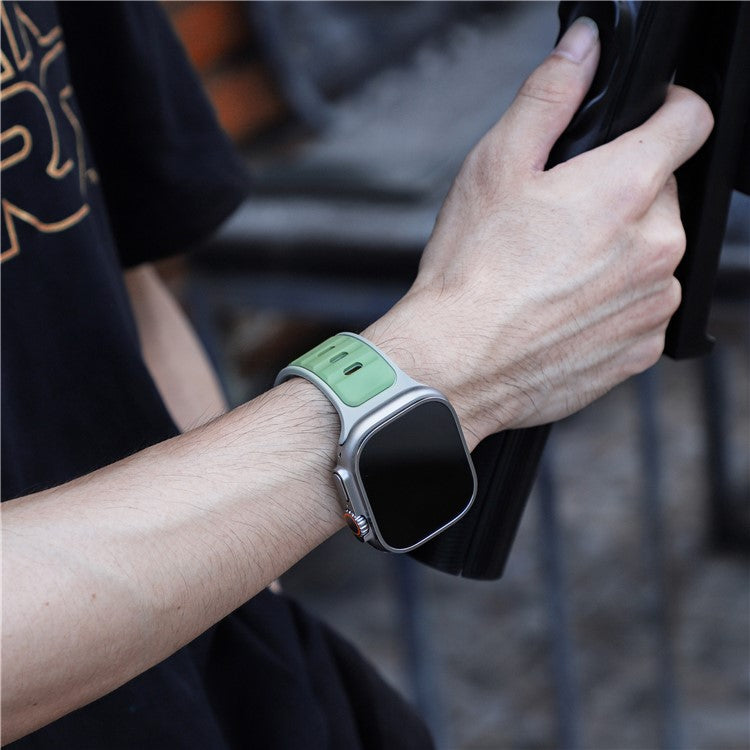 Dual Color Silicone Strap for Apple Watch Series 10 46mm / Ultra 2 Ultra 49mm / Series 9 8 7 45mm / SE (2023) SE (2022) SE 6 5 4 44mm / 3 2 1 42mm - Light Green+Grey