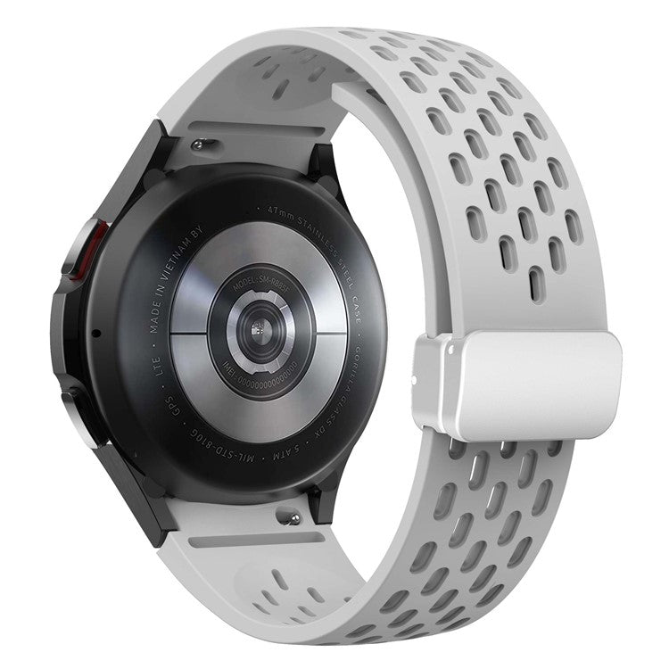 Silicone Strap for Samsung Galaxy Watch7 / Watch6 / Watch 5 44mm 40mm Wrist Strap with Silver Magnetic Buckle - Light Grey