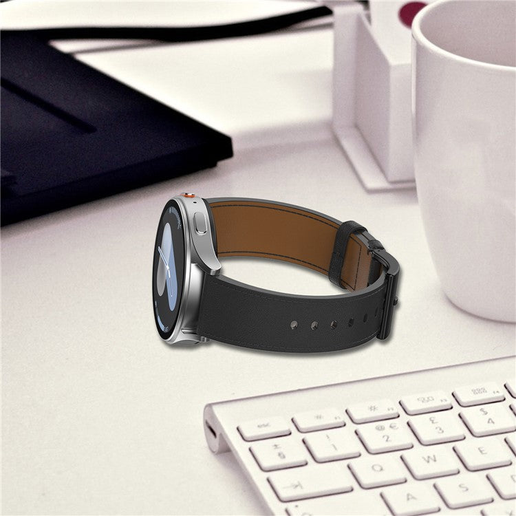 For Samsung Huawei Huami Garmin Smartwatch Band 20mm Universal Top Layer Cowhide Leather Strap - White