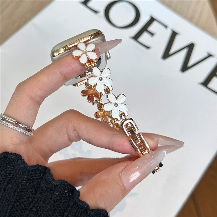 Watch Band for Apple Watch Series 10 Ultra 9 8 7 SE 6 5 4 3 2 1 46mm 49mm 45mm 44mm 42mm Flower Design Zinc Alloy Wrist Strap - White+Rose Gold