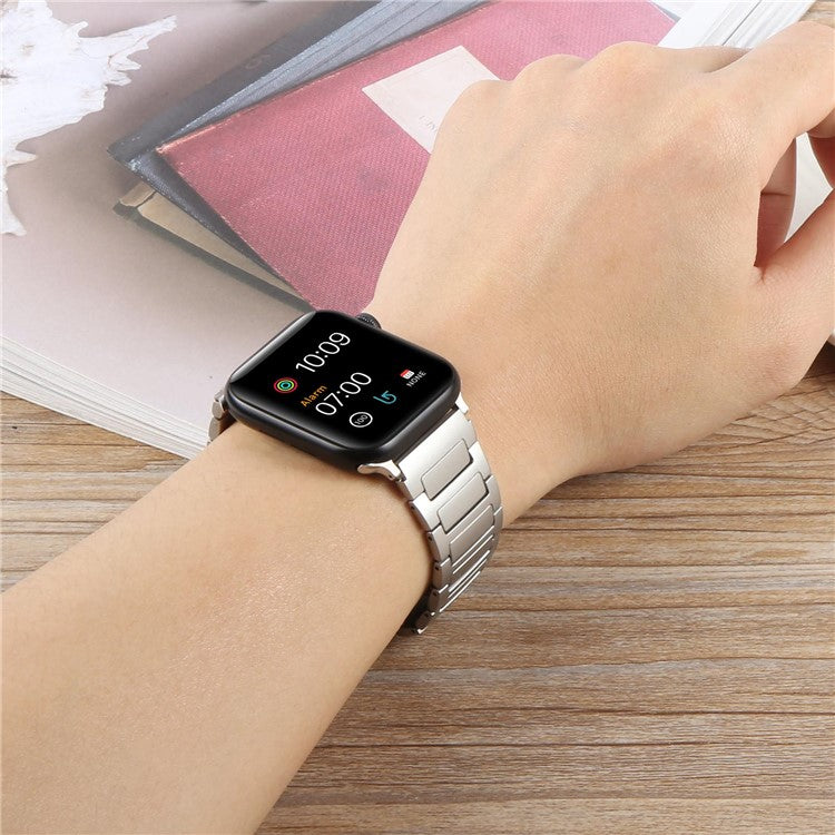 Watch Band For Apple Watch Series 10 Ultra 9 8 7 SE 6 5 4 3 2 1 46mm 49mm 45mm 44mm 42mm Magnetic Foldable Buckle Metal Strap - Titanium