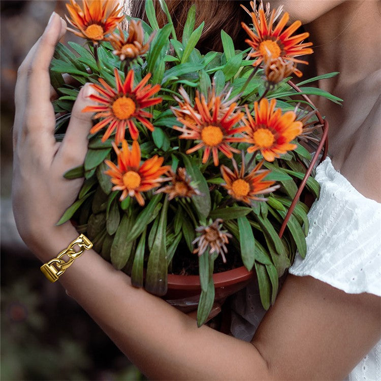 Replacement Watch Band Single Row Chain Watch Strap for Fitbit Charge 6 / 5 - Gold