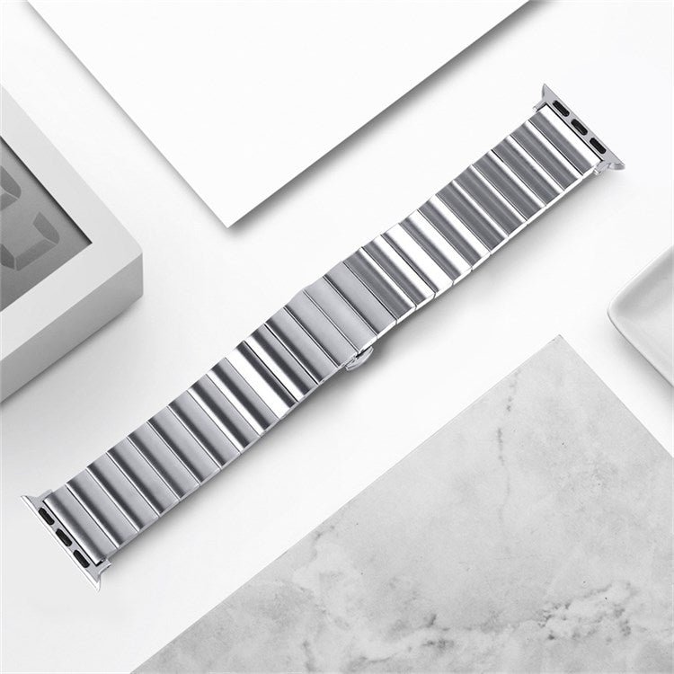 For Apple Watch Series 10 46mm / Ultra 2 Ultra 49mm / 9 8 7 45mm / SE (2023) SE (2022) SE 6 5 4 44mm / 3 2 1 42mm / Watch Ultra 49mm Buckle Design Stainless Steel Wrist Strap Smart Watch Band - Silver