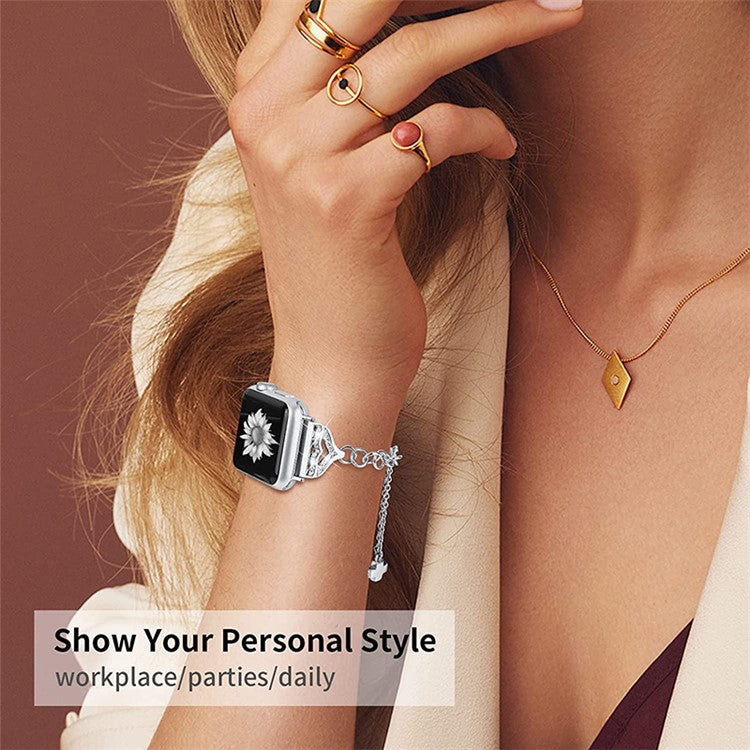 For Apple Watch Series 10 46mm / Ultra 2 Ultra 49mm / Series 9 8 7 45mm / SE (2023) SE (2022) SE 6 5 4 44mm / 3 2 1 42mm Smart Watch Band Multiple Pendant Design Bracelet Wrist Strap - Silver