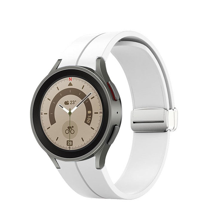 For Samsung Galaxy Watch7 / Watch FE / Watch6 / Watch 5 / Watch4 40mm 44mm Silicone Watch Strap Wrist Band with Silver Buckle - White