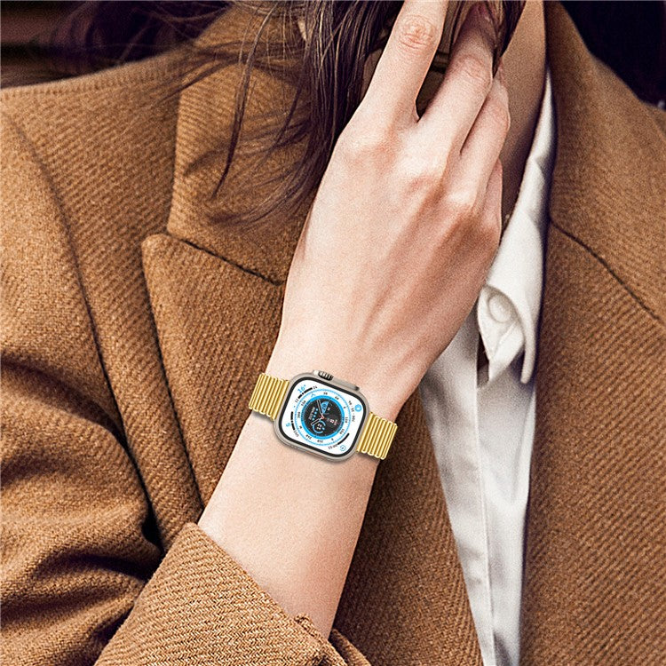 Watch Strap for Apple Watch Series 10 42mm / 9 8 7 41mm / SE (2023) SE (2022) SE 6 5 4 40mm / 3 2 1 38mm Adjustable Hollow Watch Band - Gold