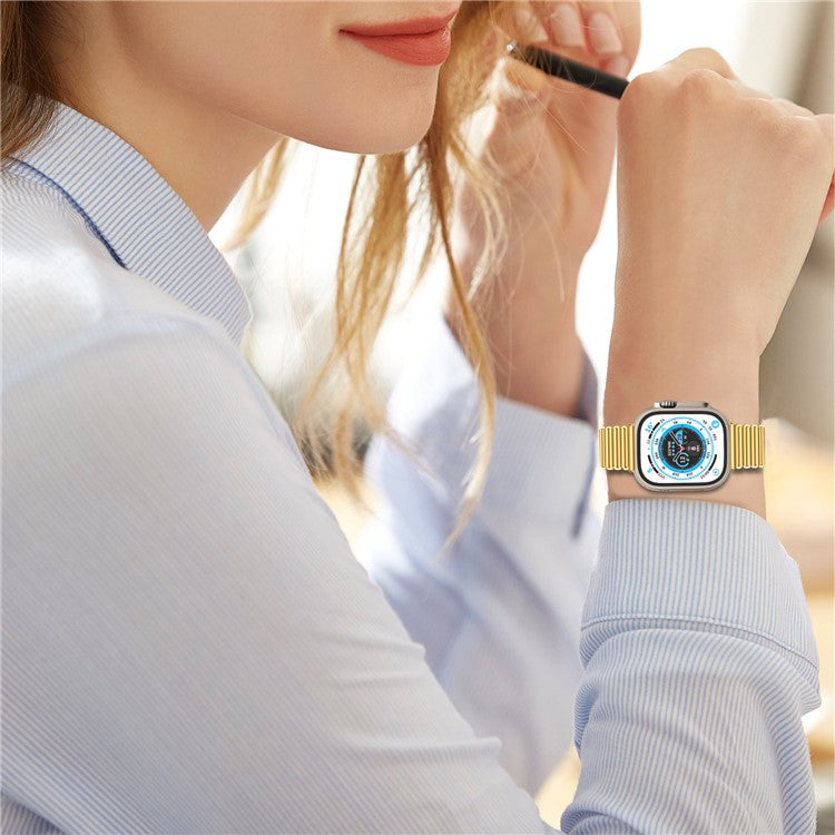 Watch Strap for Apple Watch Series 10 42mm / 9 8 7 41mm / SE (2023) SE (2022) SE 6 5 4 40mm / 3 2 1 38mm Adjustable Hollow Watch Band - Gold