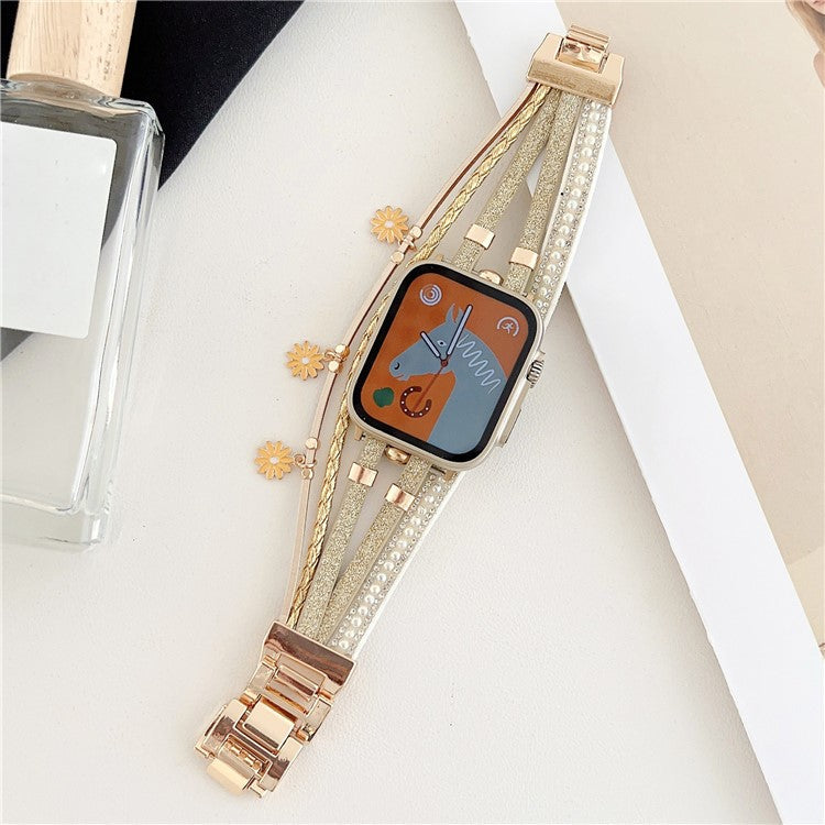 For Apple Watch Series 10 46mm / Ultra 2 Ultra 49mm / Series 9 8 7 45mm / 6 5 4 SE (2023) SE (2022) SE 44mm / 3 2 1 42mm Metal Leather Strap Flower Pendant Bracelet Watch Band - Gold