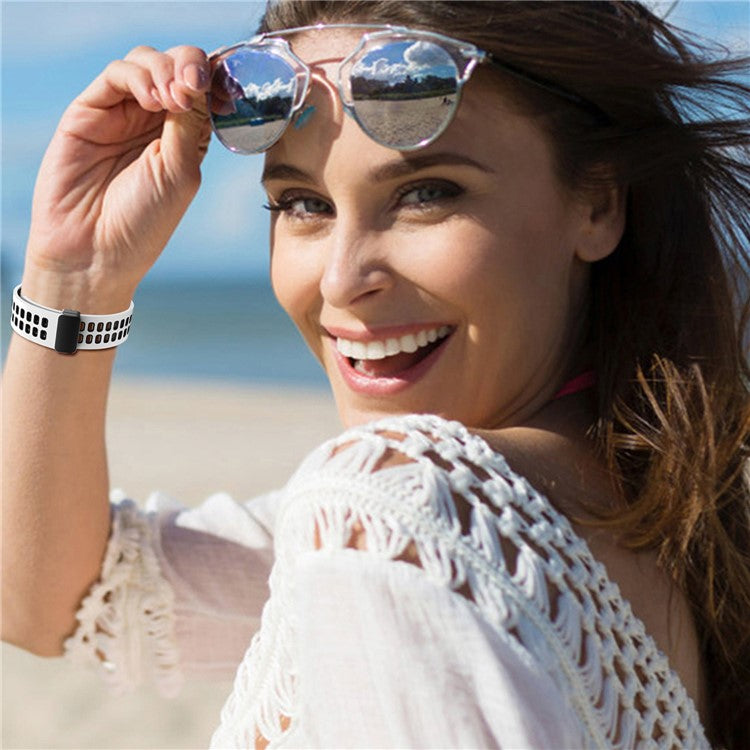 Silicone Watch Band for Apple Watch Series 10 46mm / Ultra 2 Ultra 49mm / Series 9 8 7 45mm / 6 5 4 SE (2023) SE (2022) SE 44mm / 3 2 1 42mm Magnetic Folding Buckle Dual Color Strap - White / Black