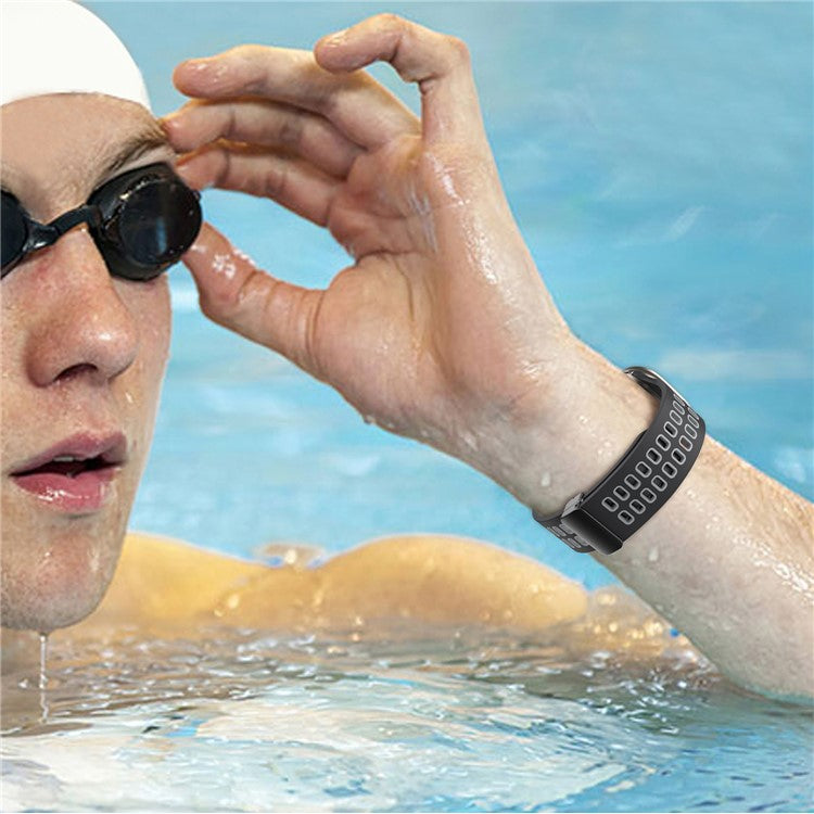 Silicone Watch Band for Apple Watch Series 10 46mm / Ultra 2 Ultra 49mm / Series 9 8 7 45mm / 6 5 4 SE (2023) SE (2022) SE 44mm / 3 2 1 42mm Magnetic Folding Buckle Dual Color Strap - Black / Grey