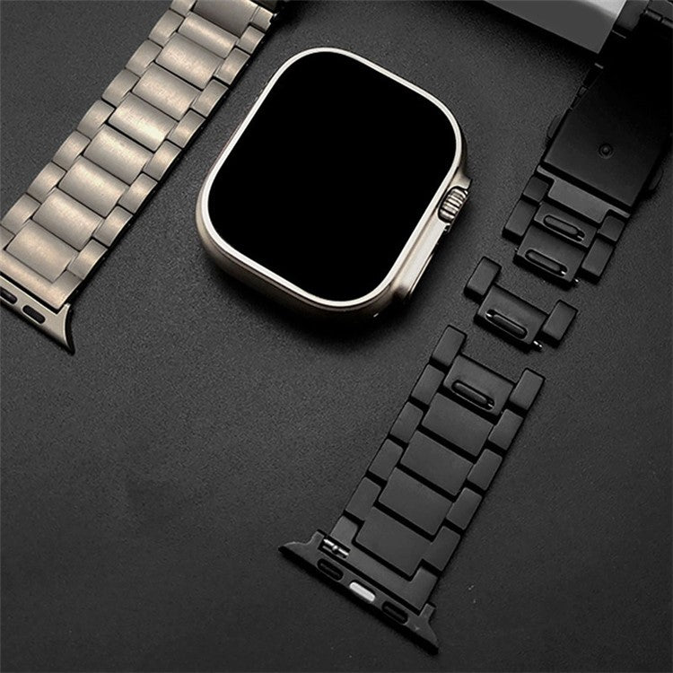 Watch Strap for Apple Watch Series 10 42mm / 9 8 7 41mm / SE (2023) SE (2022) SE 6 5 4 40mm / 3 2 1 38mm Titanium Alloy Watch Strap - Black
