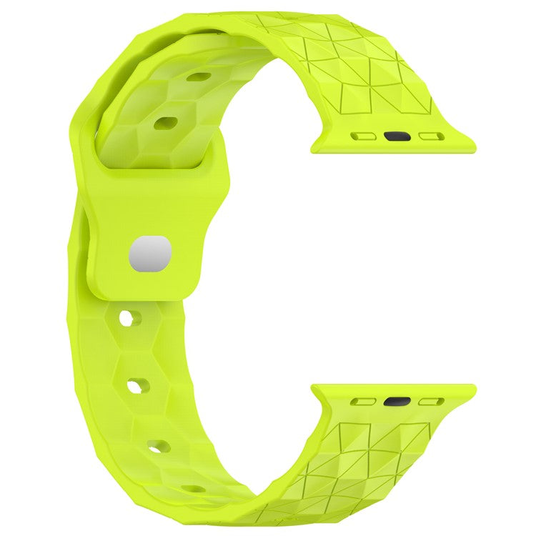For Apple Watch Series 10 46mm / Ultra 2 Ultra 49mm / Series 9 8 7 45mm / 6 5 4 SE (2023) SE (2022) SE 44mm / 3 2 1 42mm Football Pattern Watch Band Silicone Watch Strap - Green