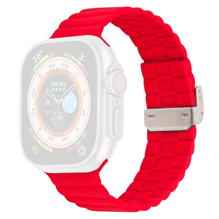 Watch Strap for Apple Watch Series 10 42mm / 9 8 7 41mm / SE (2023) SE (2022) SE 6 5 4 40mm / 3 2 1 38mm Clip Buckle Silicone Watchband - Red