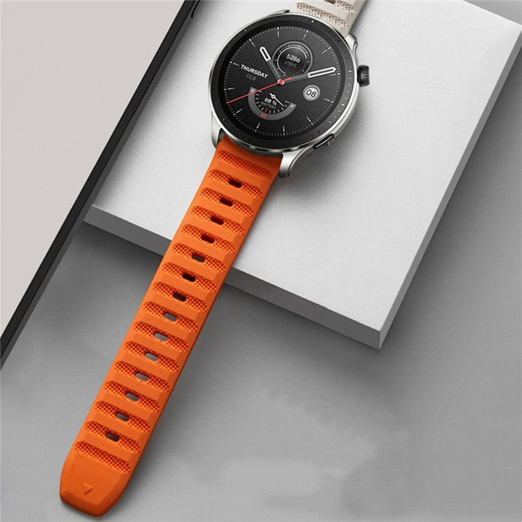 Silicone Watch Band for Garmin Forerunner 265 / 255 / Vivoactive 4 / Venu 2 , 22mm Dot Texture Wrist Strap Bracelet - Orange