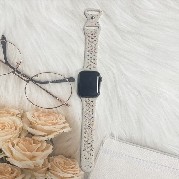 Silicone Band for Apple Watch Series 10 46mm / Ultra 2 Ultra 49mm / Series 9 8 7 45mm / 6 5 4 SE (2023) SE (2022) SE 44mm / 3 2 1 42mm Pattern Watch Strap - Starlight